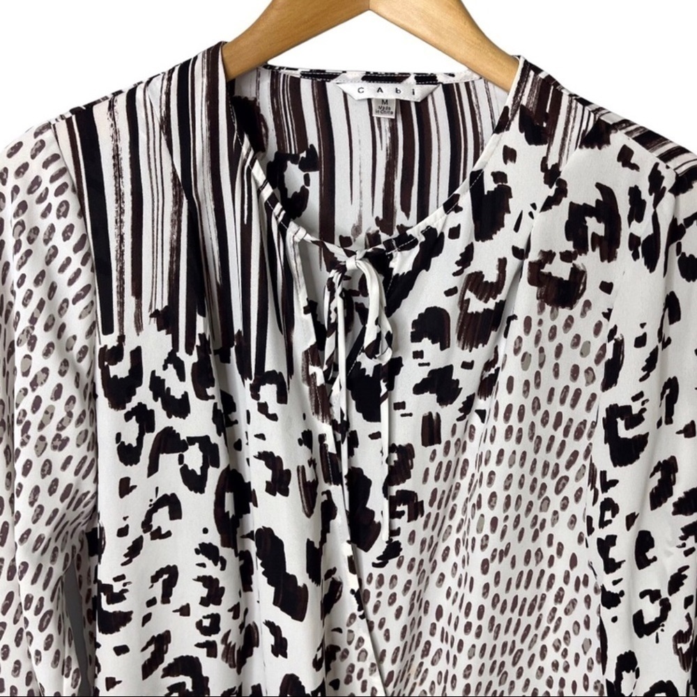 CAbi Skin Safari Animal Print Faux Wrap Blouse Size Medium Style 509 Long Sleeve - Picture 3 of 8